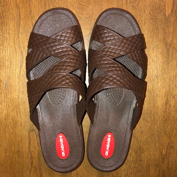 okabashi cross strap sandals